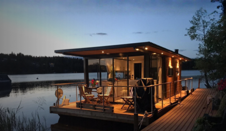 Houseboat Lohjan Helmi