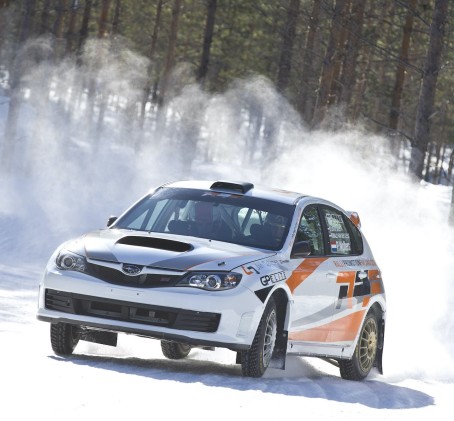 Rallikoulu nelivetoisella Subaru WRX Sti ralliautolla kolmelle | Saukkola