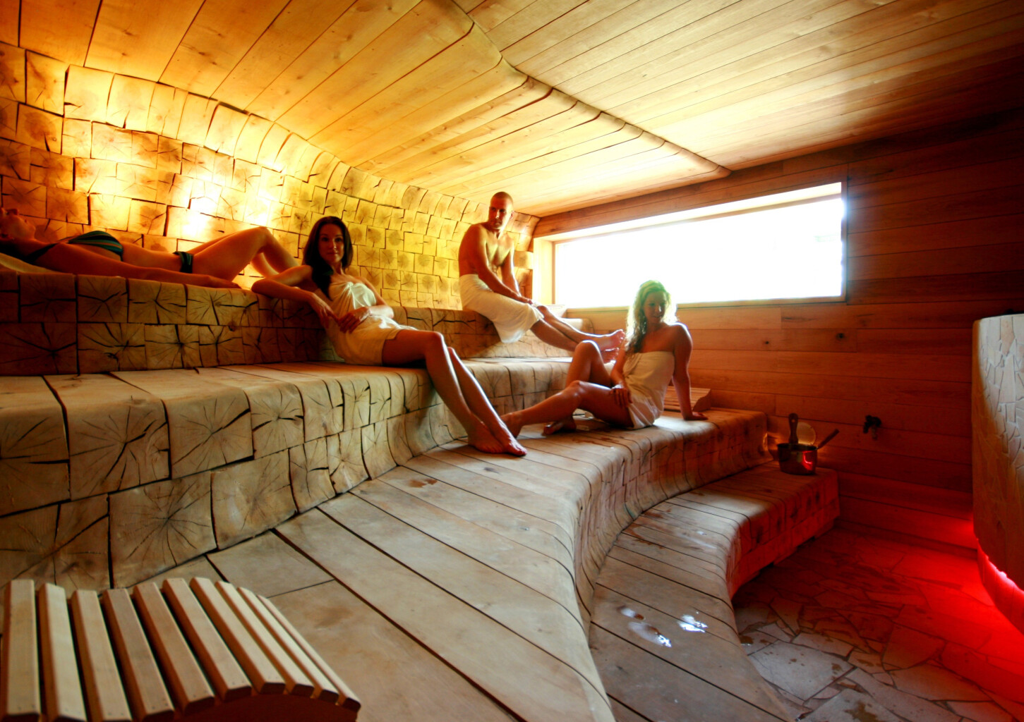 Vesiparatiisi ja sauna kahdelle 18+ | Viro