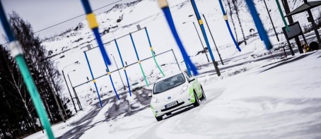 Haastavien olosuhteiden ajoelämys ja ajoturvallisuuskoulutus | Vantaa | Nummela