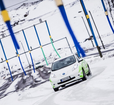 Haastavien olosuhteiden ajoelämys ja ajoturvallisuuskoulutus | Vantaa | Nummela