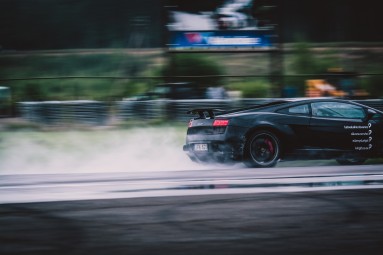 Lamborghini VIP-ajopaketti moottoriradalla