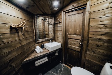 Kylpyläloma Hotel & Spa Resort Järvisydämessä