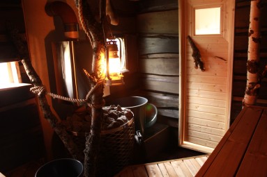 Tunnelmallinen Alvarin sauna Espoossa