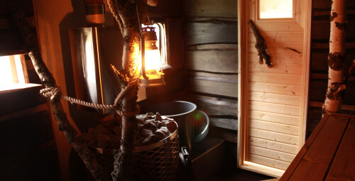 Tunnelmallinen Alvarin sauna Espoossa