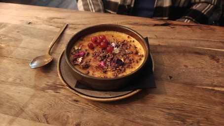 Ruokaelämys Burgers & Wine -ravintolassa 25 € | Helsinki