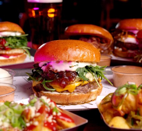 Avoin lahjakortti 20€ - Naughty BRGR | Seinäjoki