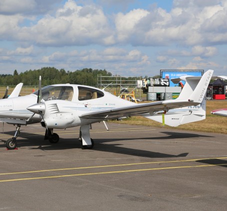 Diamond DA42 FNTP II Lentosimulaattori kuudelle | Vantaa