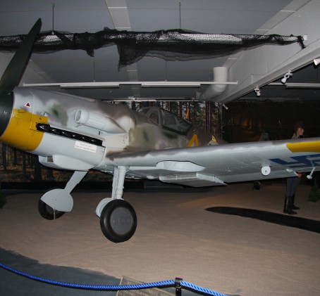 Kokeneiden lentäjien Messerschmitt Bf 109 G Lentosimulaattori kahdelle (30 min) | Vantaa