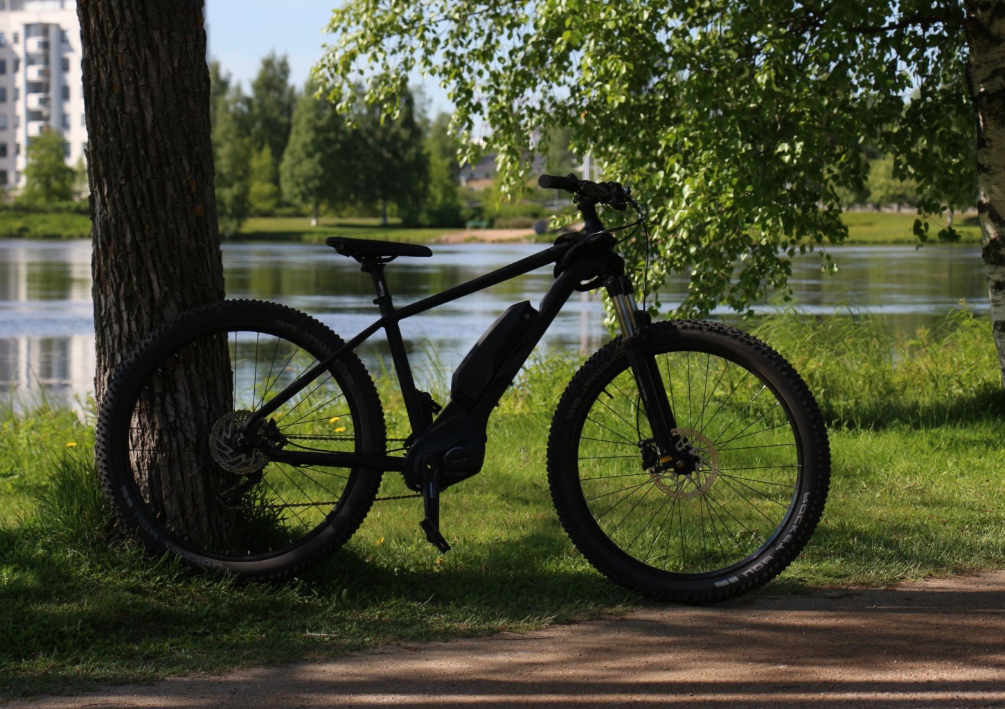 Sähkömaastopyörän vuokraus kahdelle - 8 tuntia | Oulu