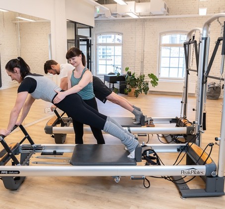 Laitepilateksen tutustumiskurssi kahdelle 75 min | Helsinki