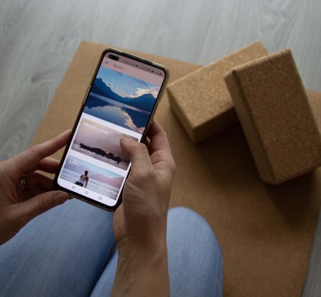 6 kk Joogaa & Meditoi kotona - suomalainen Lumia Mind -sovellus | Online