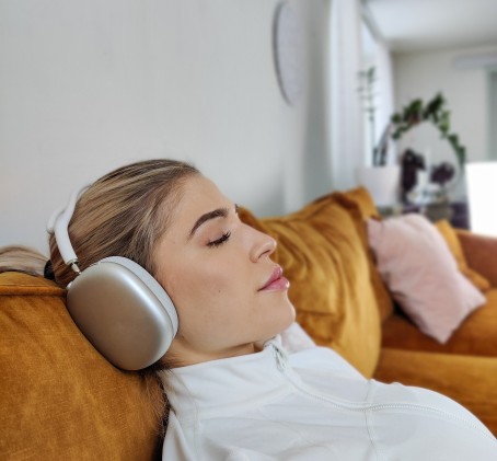 12 kk Joogaa & Meditoi kotona - suomalainen Lumia Mind -sovellus | Online