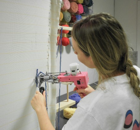 Tufting workshop yhdelle (50x50cm) | Vantaa
