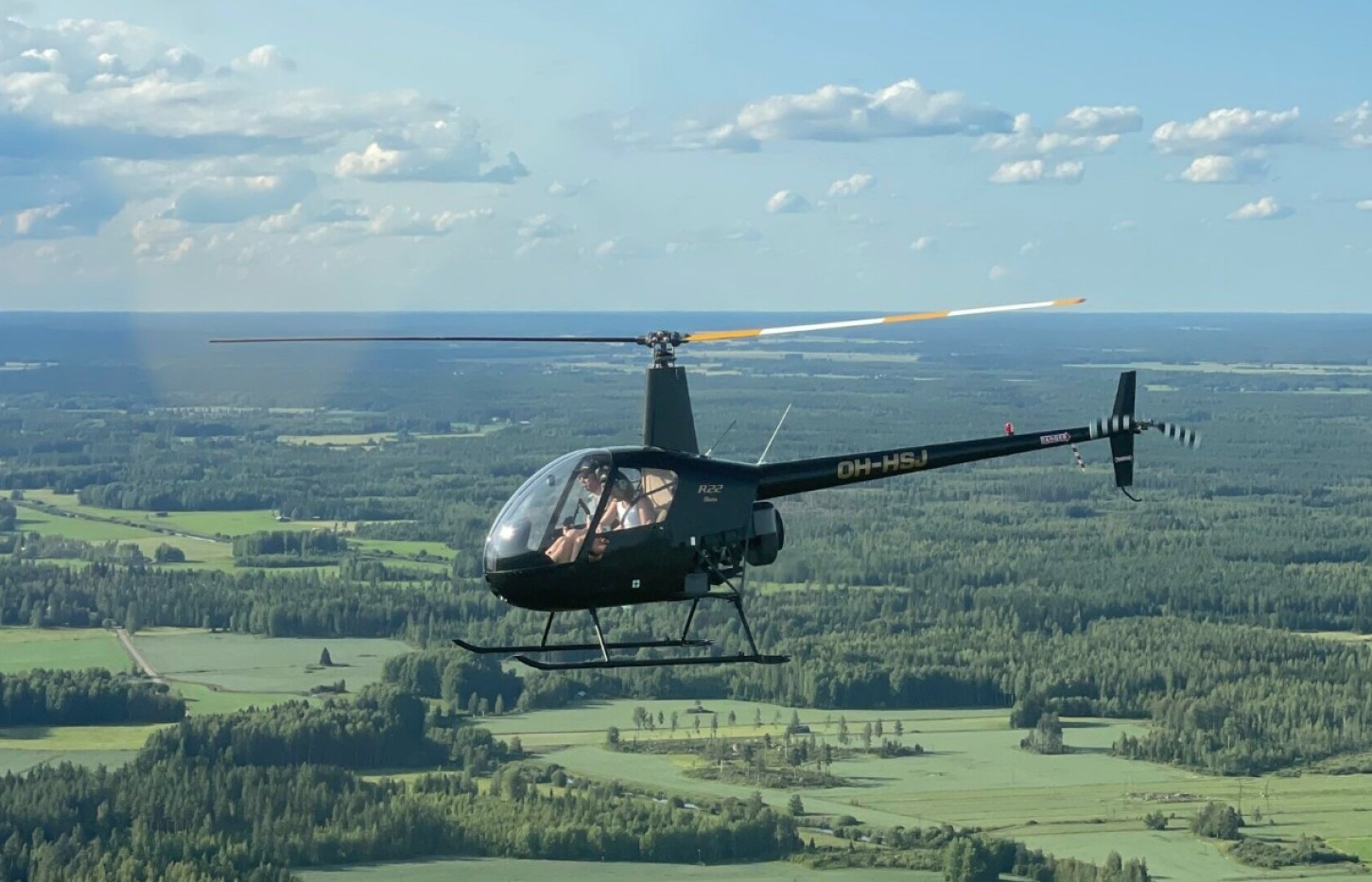 Helikopterilento itse ohjaten 30min | Pyhtää