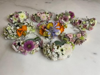 Kukkakorukurssi 15:lle | Uusimaa