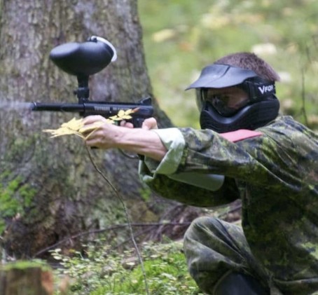 Värikuulasota kymmenelle | Kuusa