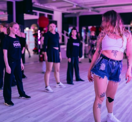Yksityinen Twerk -tanssiopetustunti 21-40:lle | Helsinki | Tampere