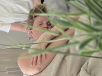 Edit media files | Vyöhyketerapeuttinen hieronta synnytyksen jälkeen | Nurmijärvi