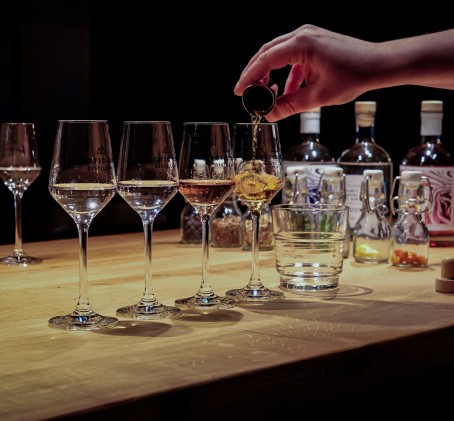 Tislaamokierros & tasting kahdelle | Helsinki