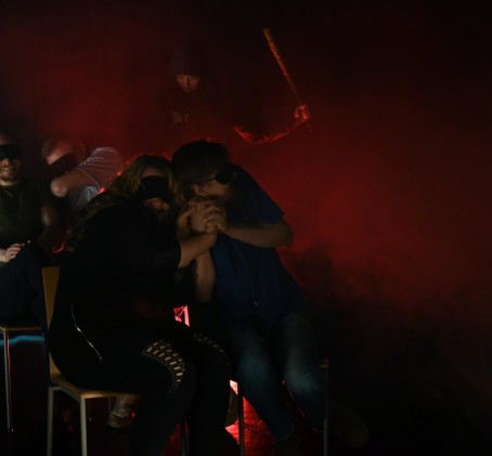 Interaktiivinen teatterielämys (Pelkääjän paikka) - Alennusryhmät | Helsinki