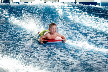 Sisäsurffitunti yhdelle | Pyhtää