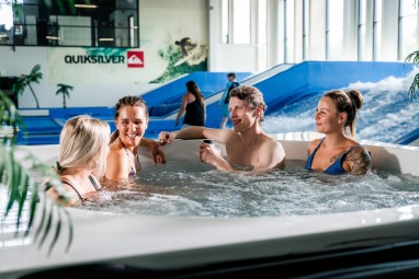 Sisäsurffitunti kahdelle | Pyhtää