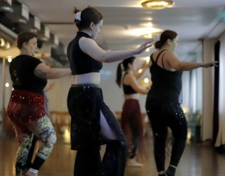 Fusion Bellydance -polttaritunti 3-5:lle | Helsinki