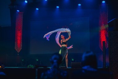 Fuusiovatsatanssin perusteet yhdelle | Verkossa