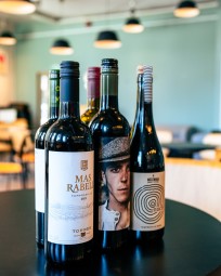 Espanjan viinit -tasting ja tapakset kahdelle | Helsinki 