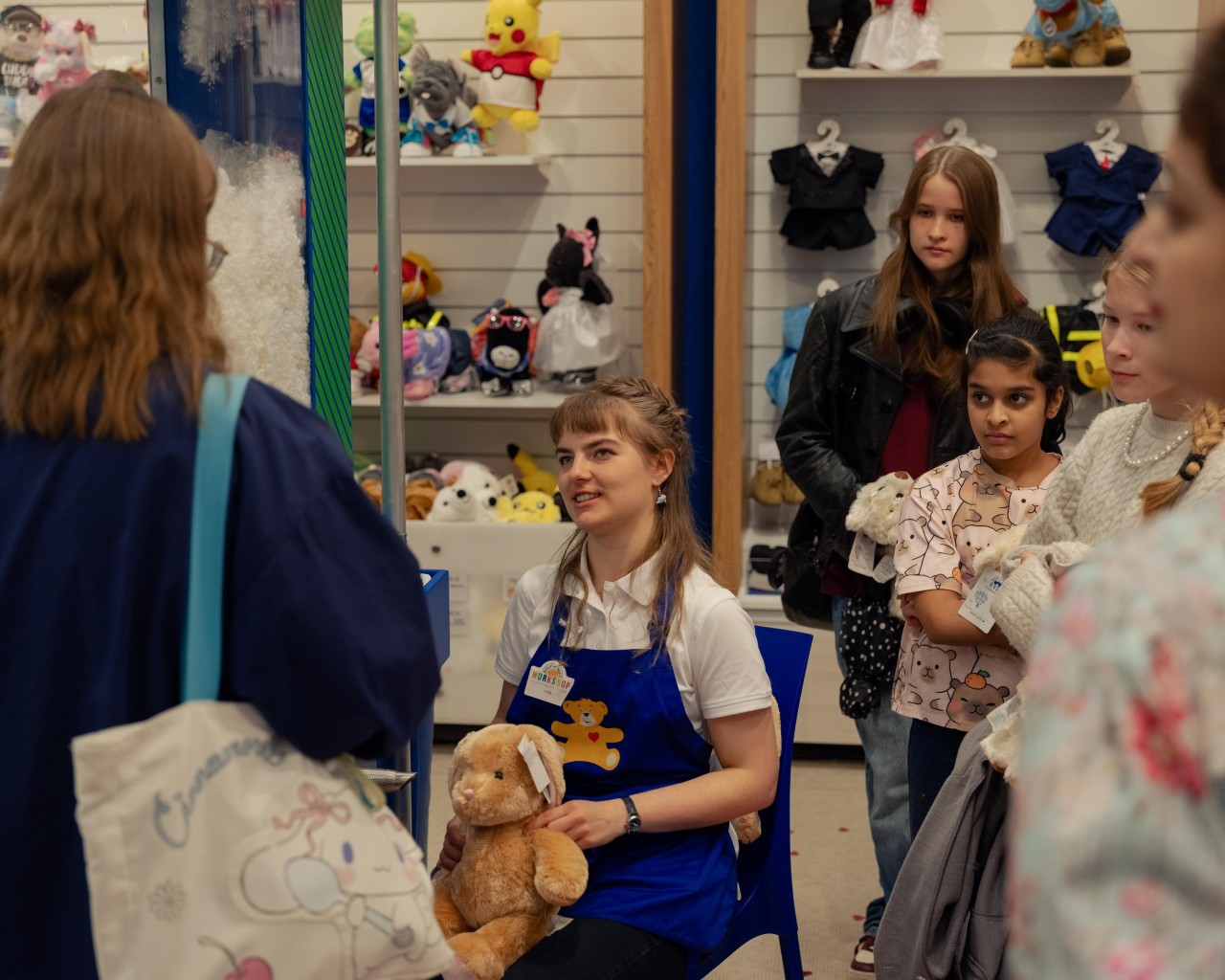 Luo oma Build-A-Bear-pehmolelu – Paketti 2 | Helsinki | Espoo