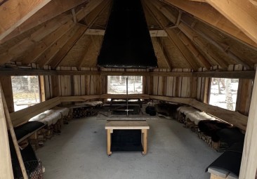 Majoitus Glamping-teltassa eläinten ympäröimänä 2 yöksi kolmelle | Kokkola