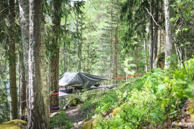 Skytent-yö Nuuksiossa kolmelle | Espoo