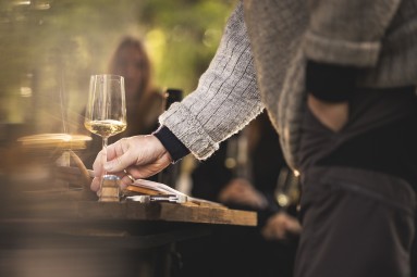 Wine in the Woods kahdelle | Espoo