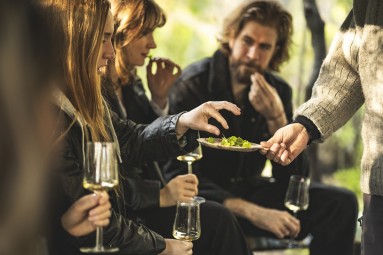 Wine in the Woods kahdelle | Espoo