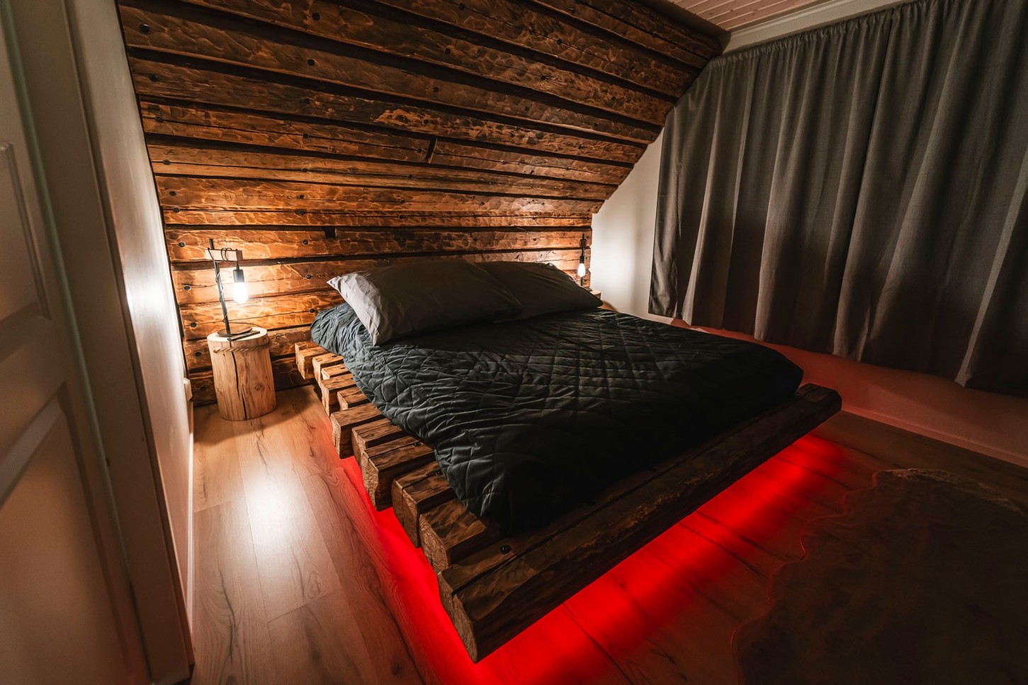 Minivilla Wäinölä viikonloppumajoitus kesällä (1-6hlö) | Hämeenlinna