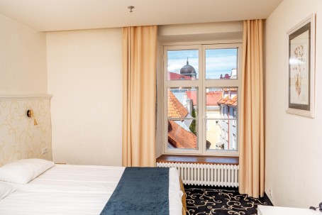 Majoitus kahdelle Meriton Old Town Garden Hotellin standard-huoneessa (1 yö) | Viro