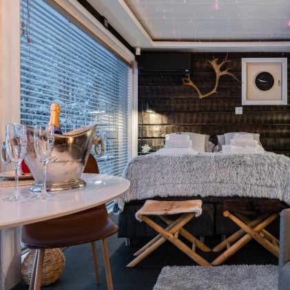 Romanttinen luksusyö Villa Kiekerönmaassa | Rukaland